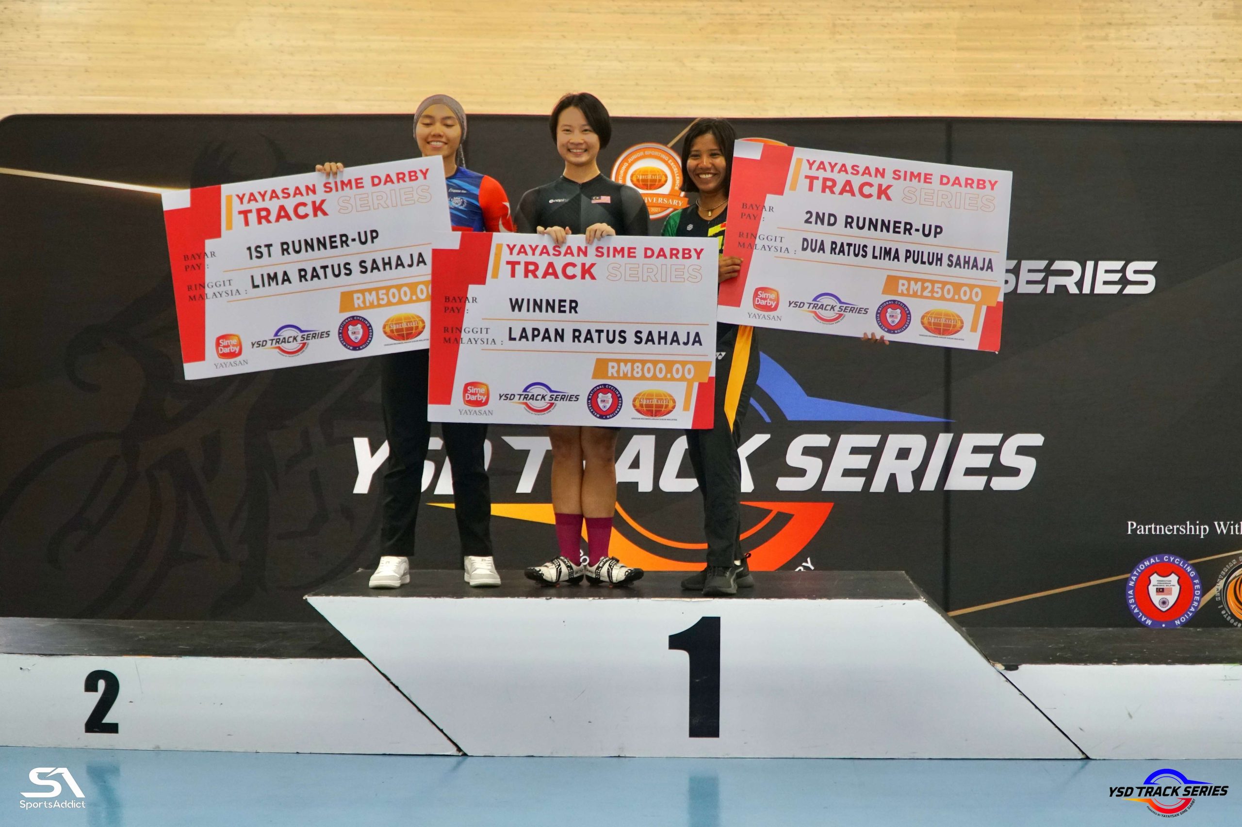 DSC03783_11zon DSC03783_11zon