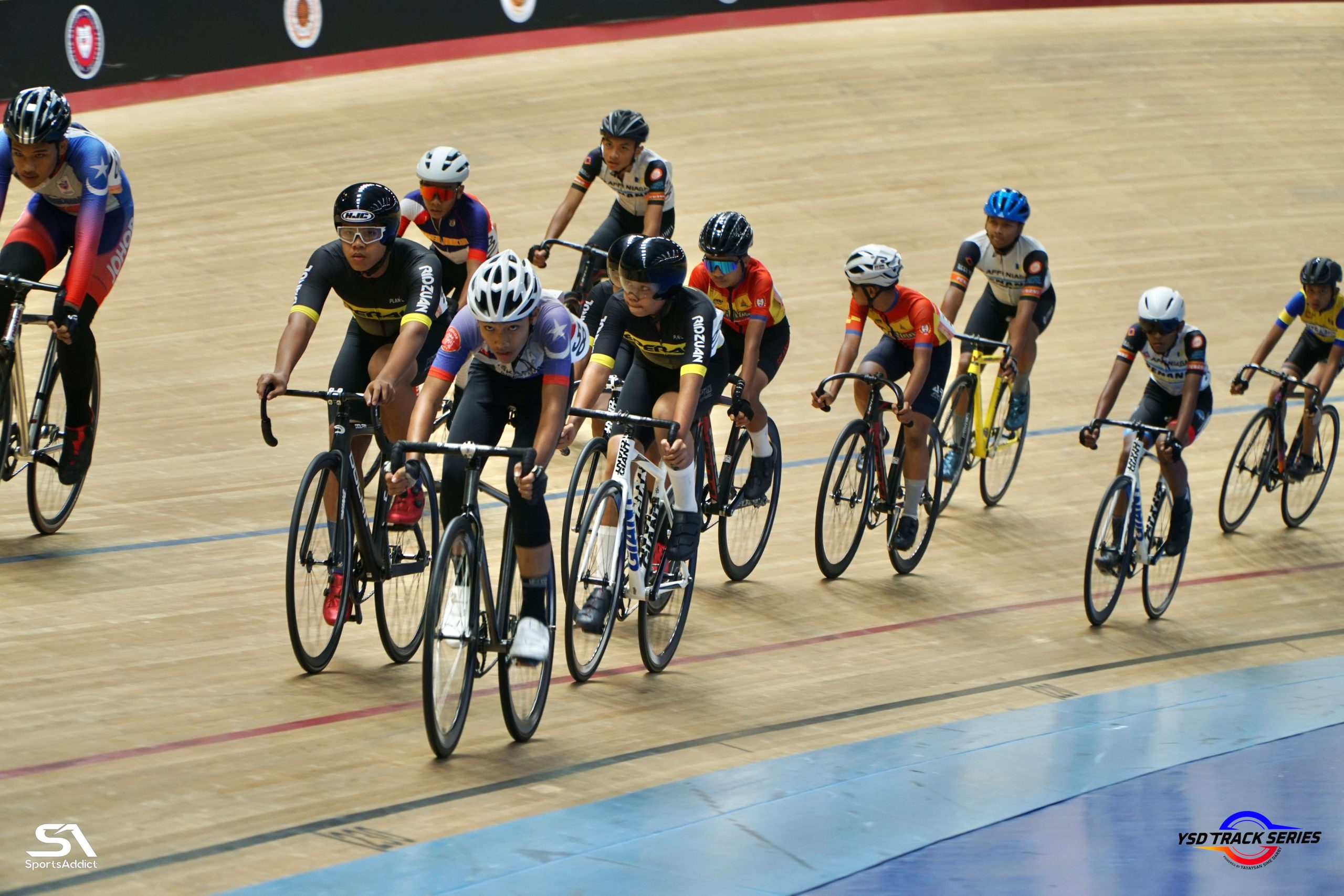 DSC05887_29_11zon DSC05887_29_11zon